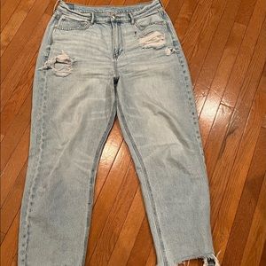 aeo high waisted 90’s jeans